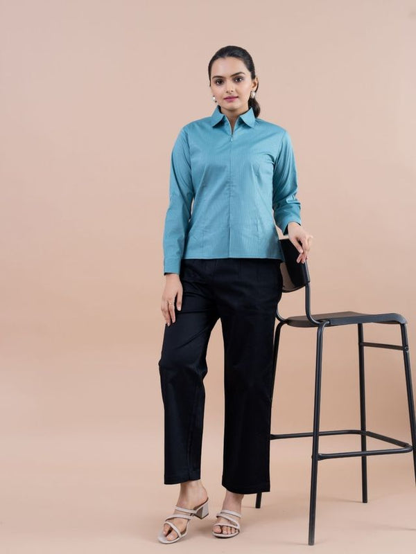 classic cotton shirt with front full zipper, shirt collar and cuff sleeves - Blue